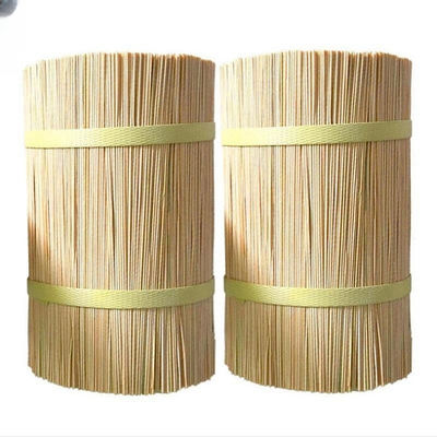 Doğal agarbatti Tütsü yapmak için bambu çubukları